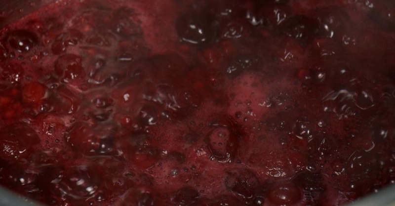 Овсяный кисель с ягодами