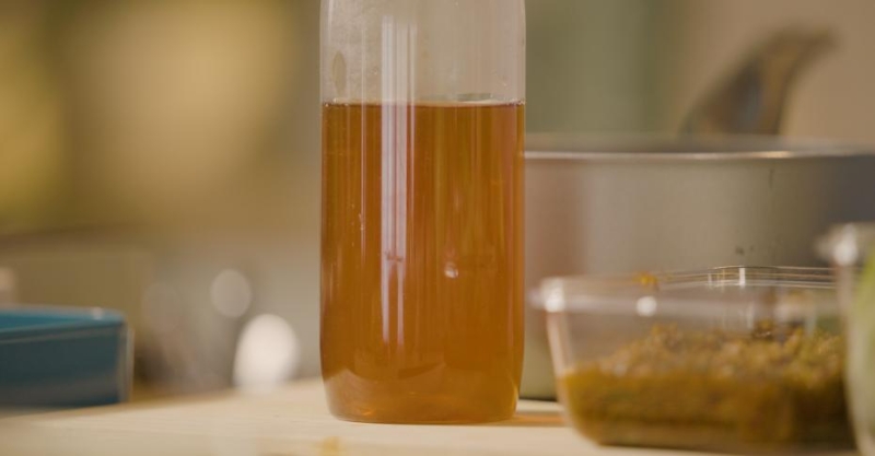 Чайный напиток с изюмом